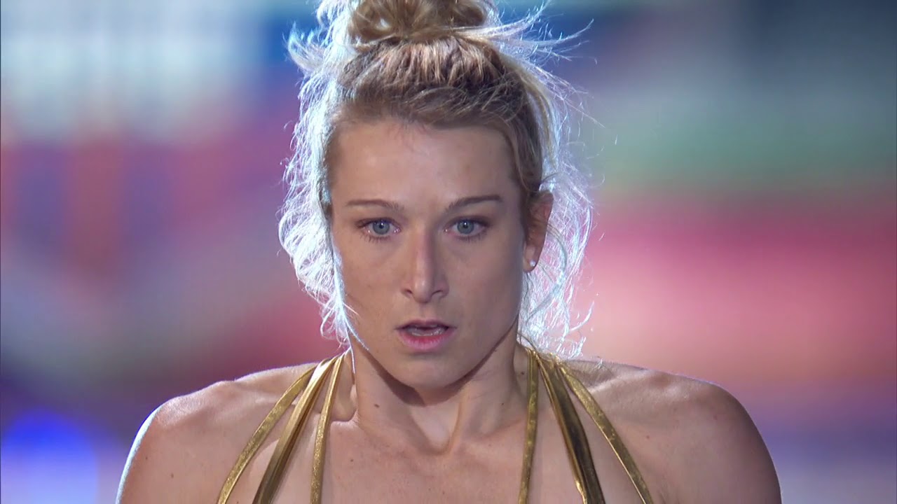 American Ninja Warrior: Miami City Qualifiers Clip || Jessie Graff Run || SocialNews.XYZ