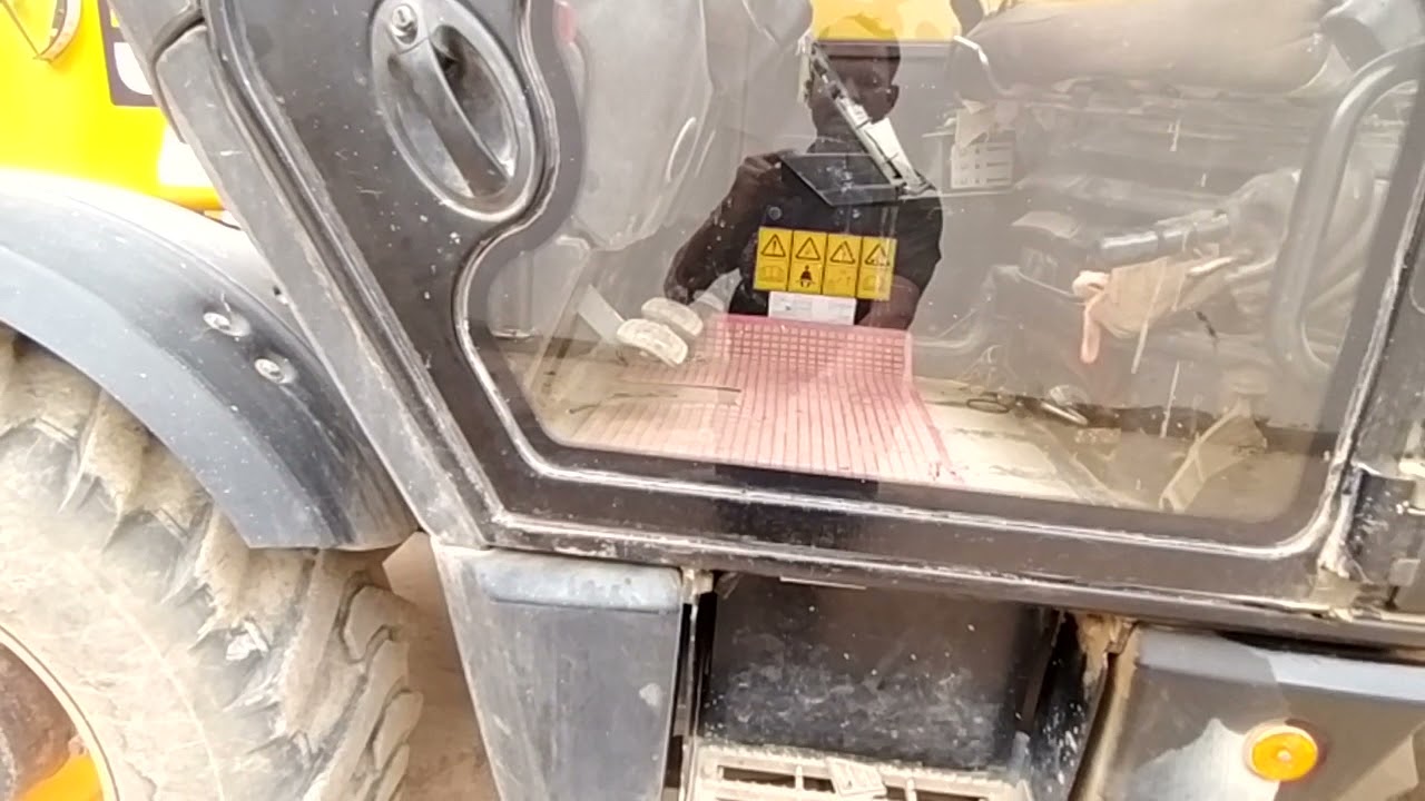 Jcb telehandler 540-170 ko start karnese pehele ye jarur dhyan rakhen..