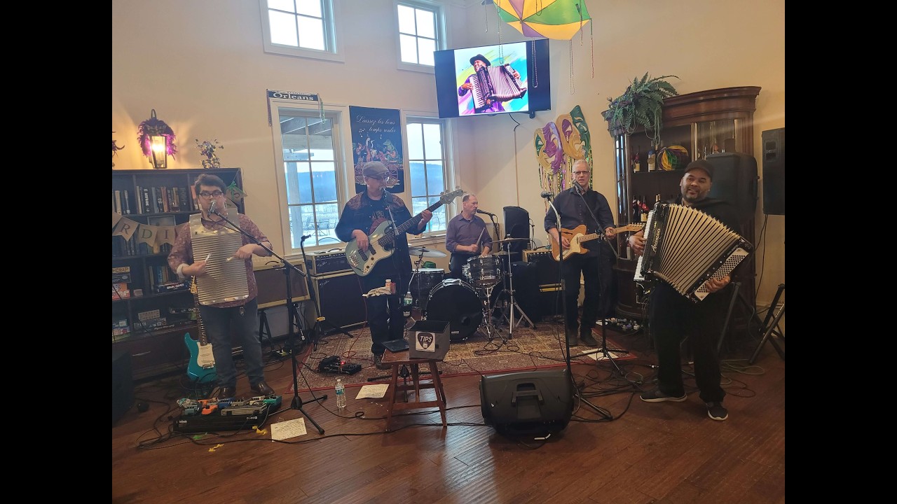 Corey Arceneaux and the Zydeco Hot Peppers at Breaux Vineyards' Samdi Gras Celebration