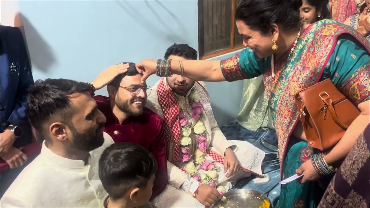Shadi me pade karan ke thaape 😂#trending #youtubeshorts #vlog #viral #funny #viralvideos 