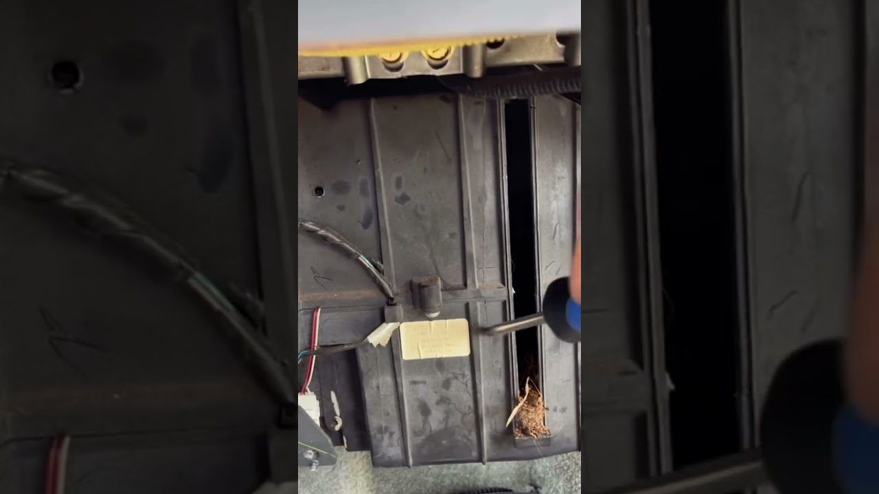 Cómo cambiar los filtros de aire de la cabina Nissan frontier 2002