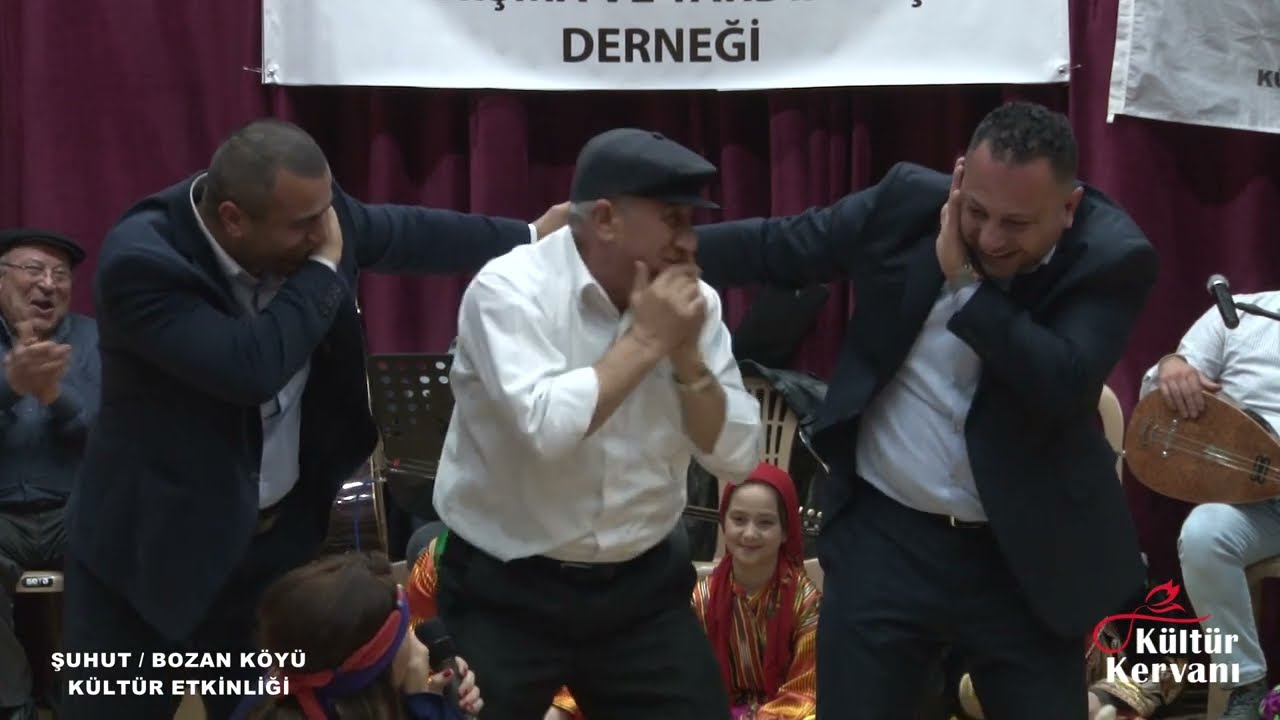 Halı Dokurum Tez Dokurum Bez Dokurum.  Arı Oyunu, Şuhut  Yöresel Köy  Oyunları