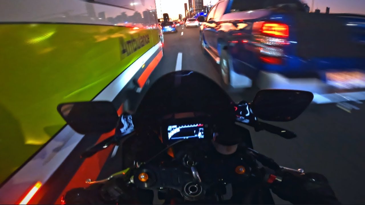 [RAW] Dodge n’ Weave | YZF-R7 2022 AKRAPOVIC [POV 4K]
