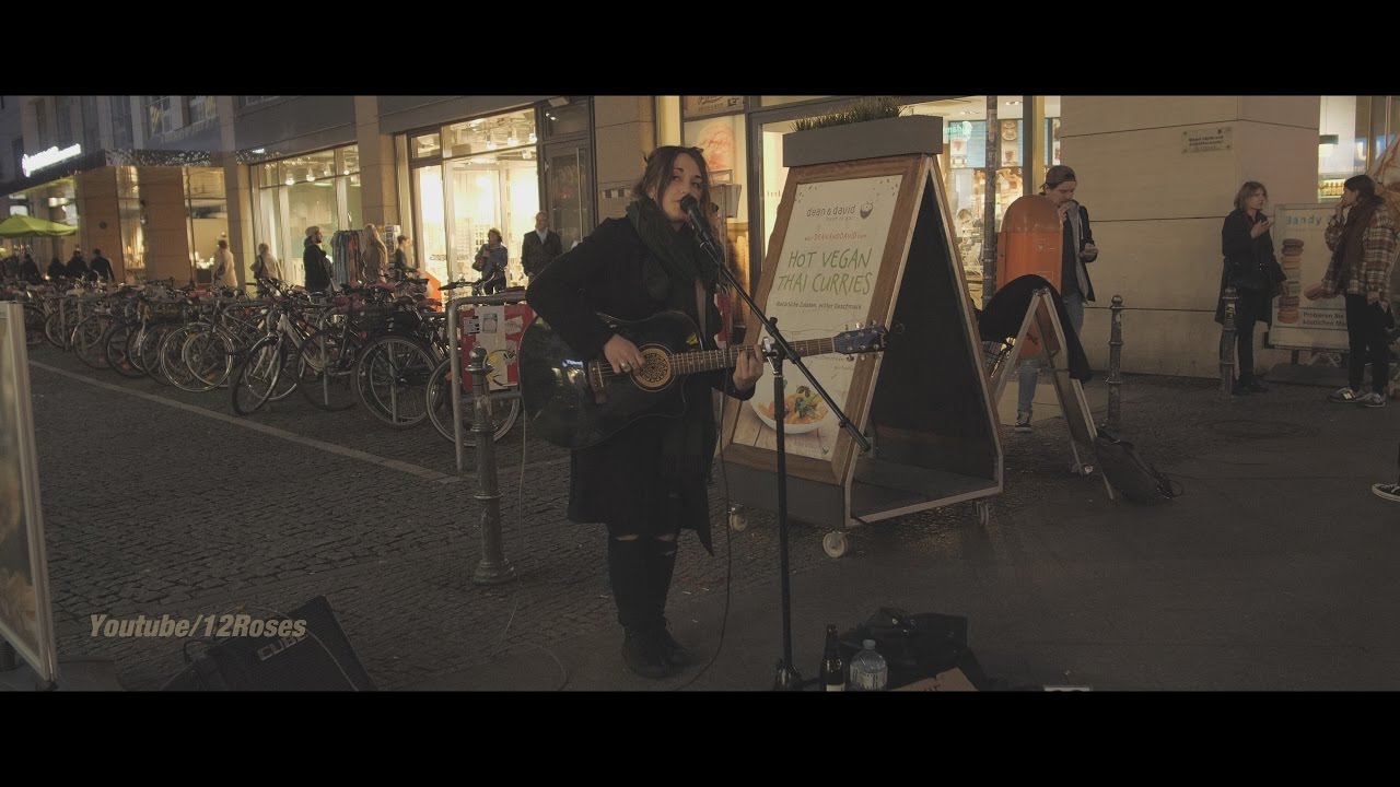 Vickie Paxton - Street Music Berlin @March 24, 2017
