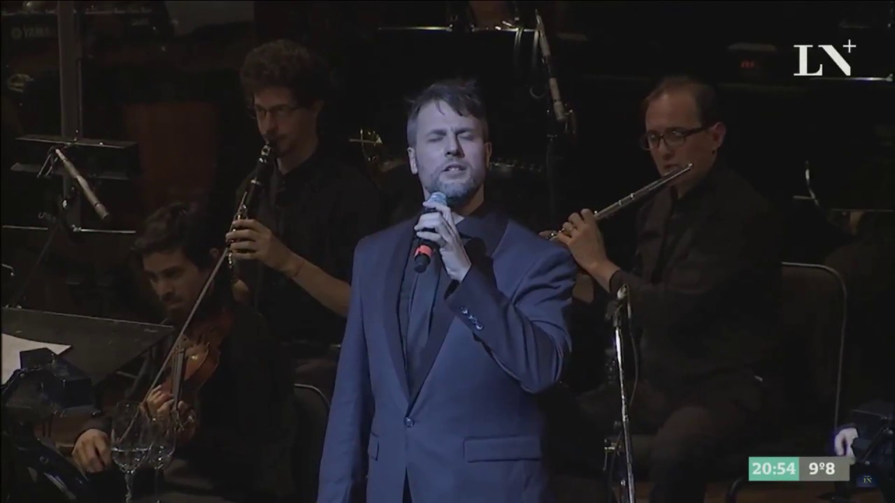 Geronimo Rauch - Show must go on