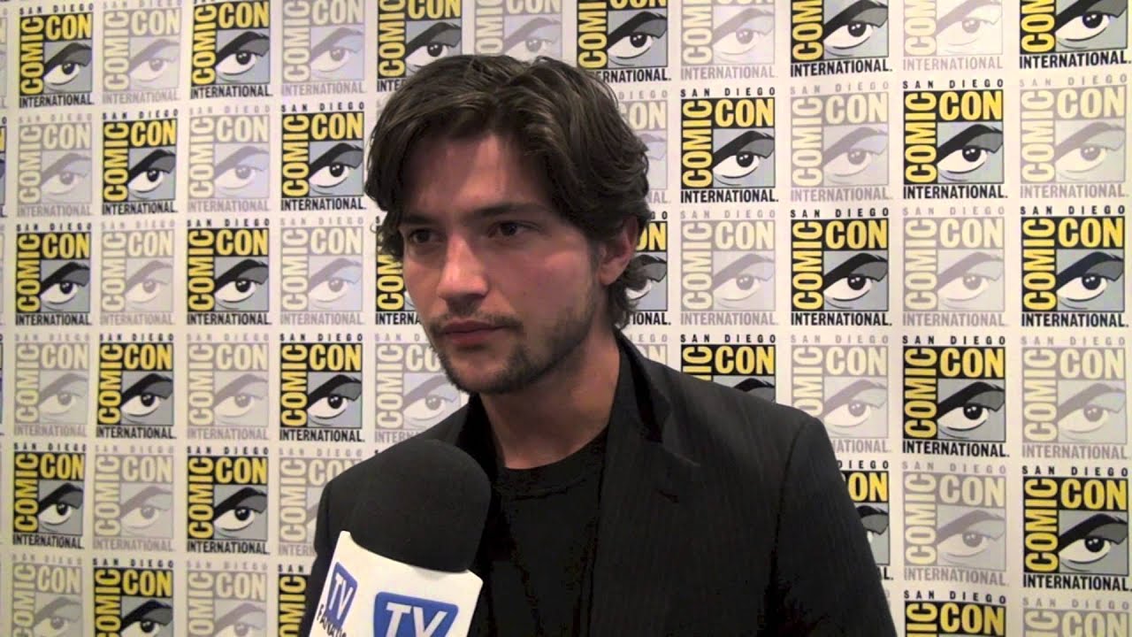 Thomas McDonell - The 100