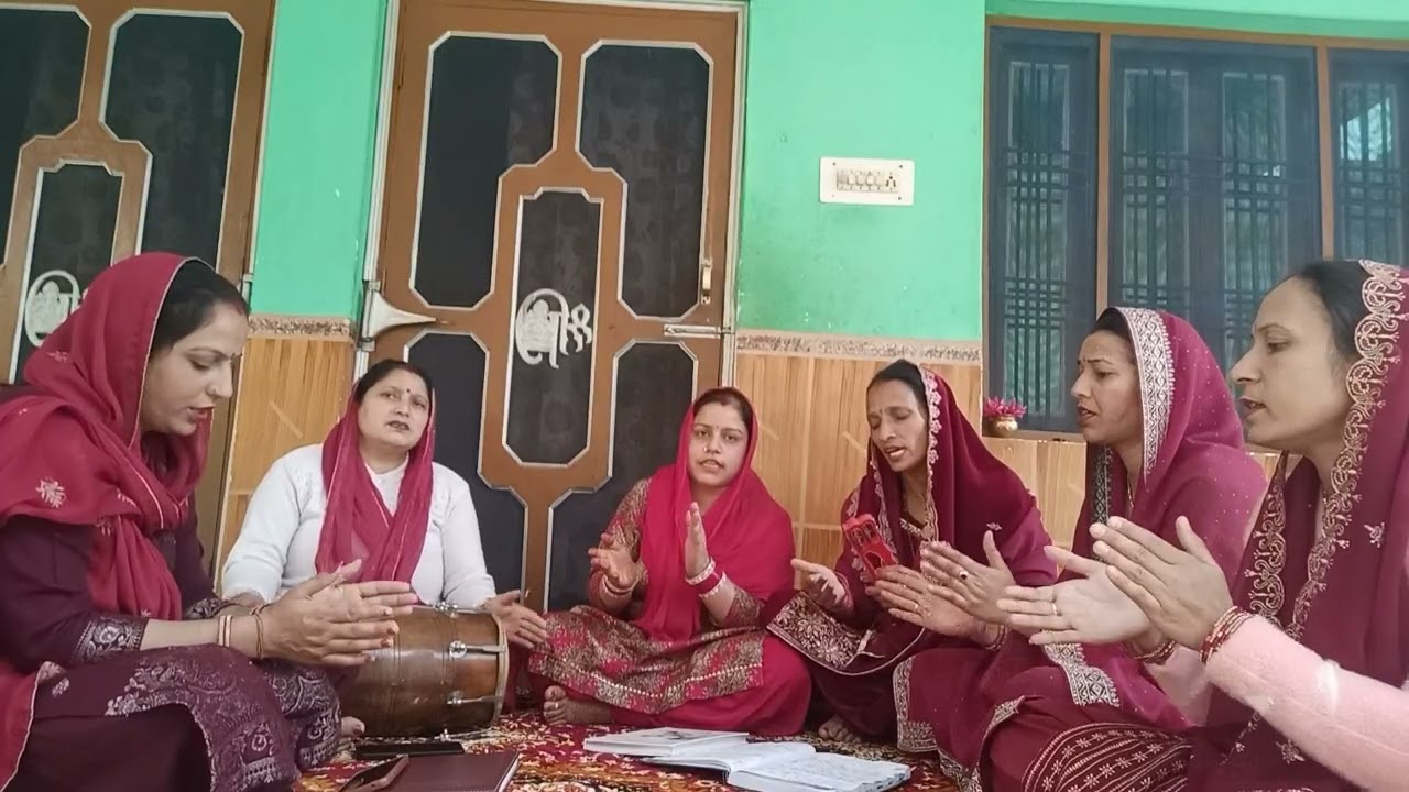 शेरां बालिऐ मोड मोड पर मंदिर तेरे