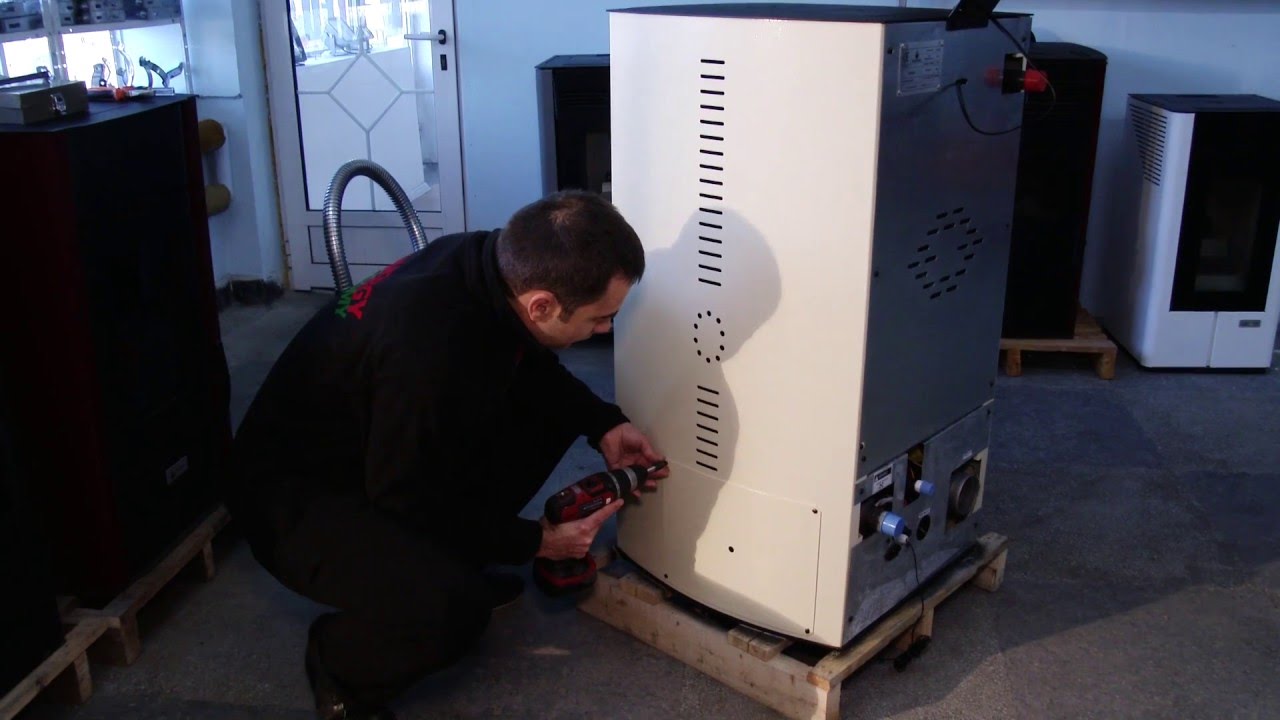 Cleaning a pellet stove Eco Spar Auriga 23kW with subtitles in EN, BG, RO, DE