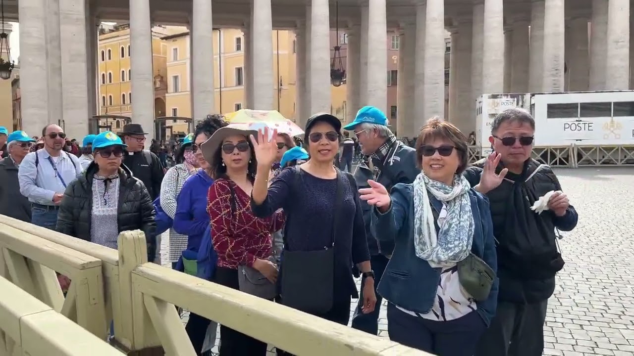 Get in line for St. Peter Basilica
