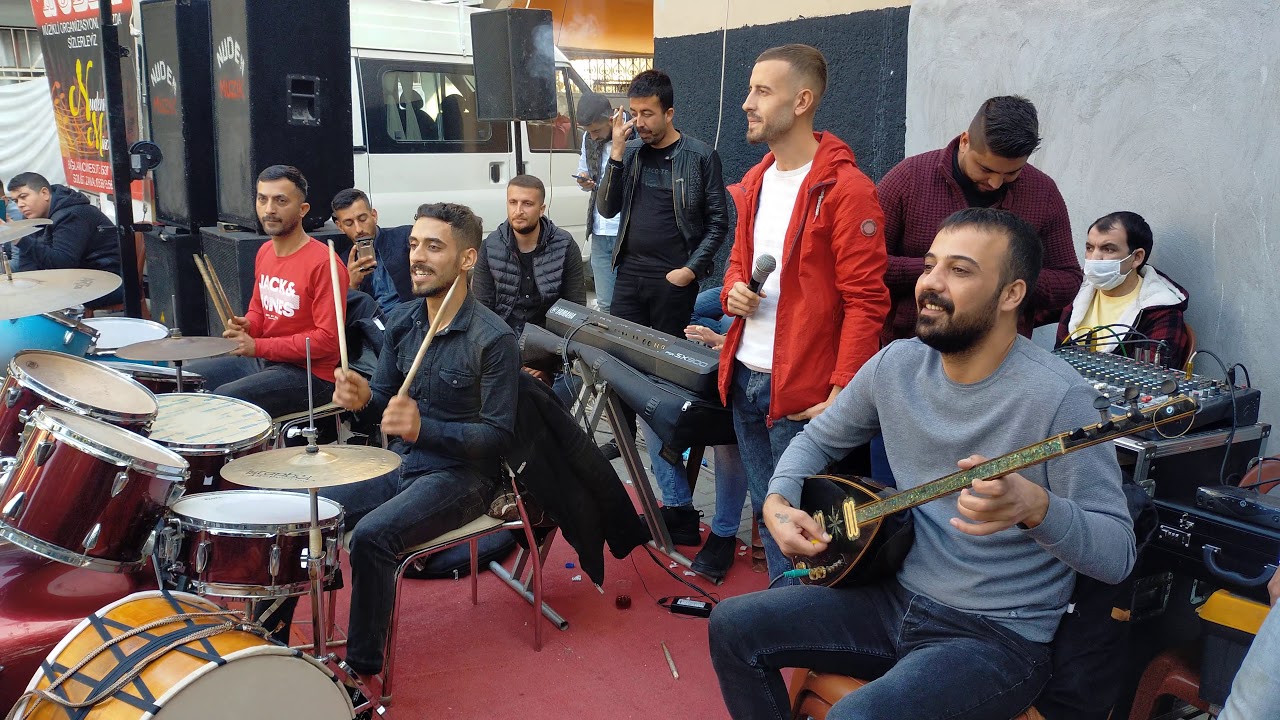 Grani Mahso Sazı Parcalıyor  Solist Emre Blg Baterist Hikmet Yılmaz Uğur Hızlıbaş  Adana Düğünü