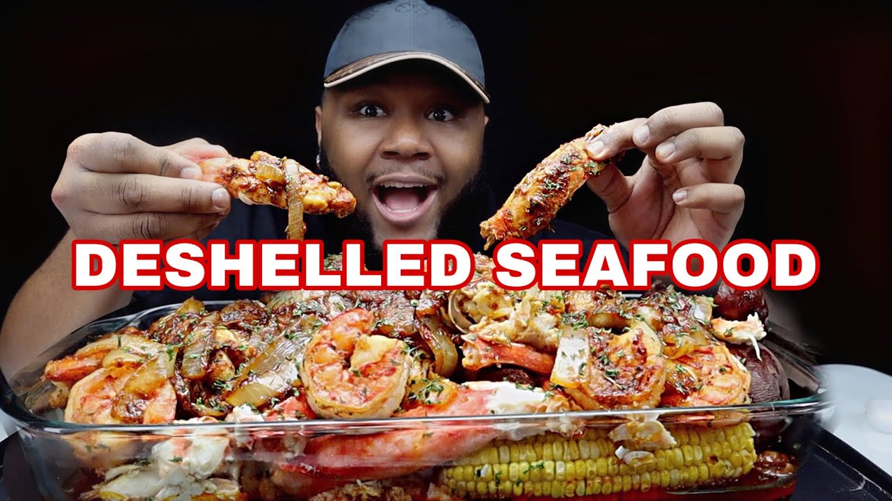 DESHELLED KING CRAB + LOBSTER SEAFOOD BOIL + DIPPIN DASH BUTTER SAUCE