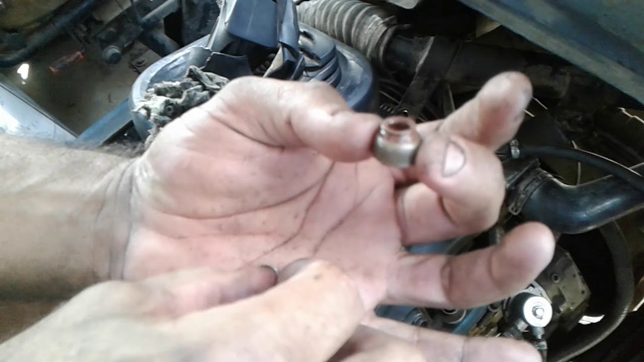 Retentor de válvula sem tirar o cabeçote do motor MWM 229/serie10 e...