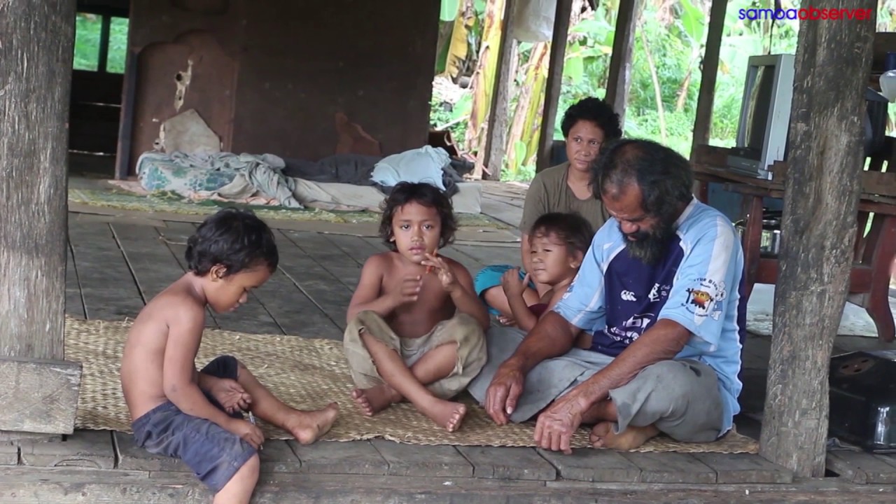 Good Samaritan family help put Simati&rsquo;s children to school
