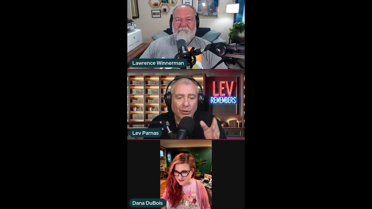 TDWS: Effed-Up Friday with Guest Lev Parnas! 📱