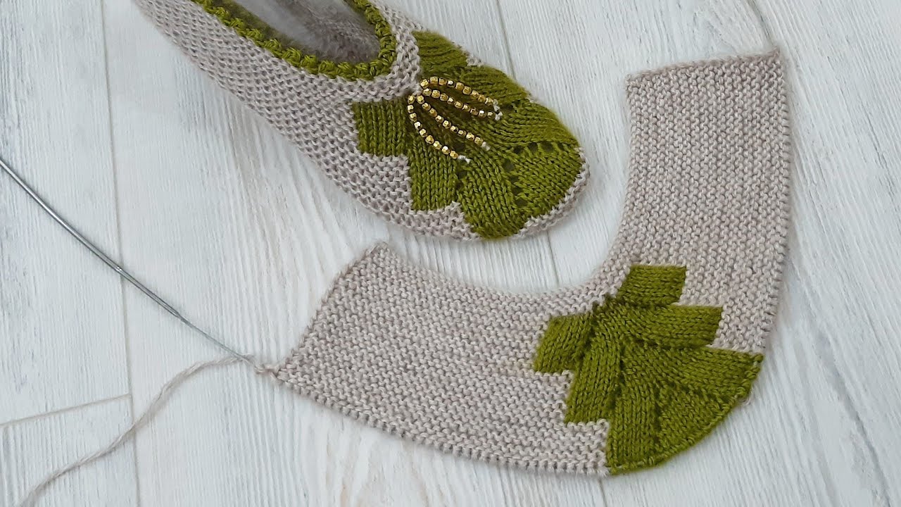 Çam Modeli Dikişsiz İki Şişle Kolay Patik Yapımı / Very Easy Knitting Slippers