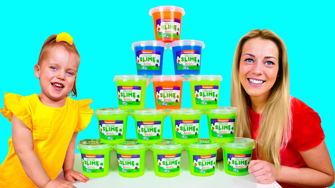 Making GIANT SLIME | Alex and Gaby Ride on Horse Toy