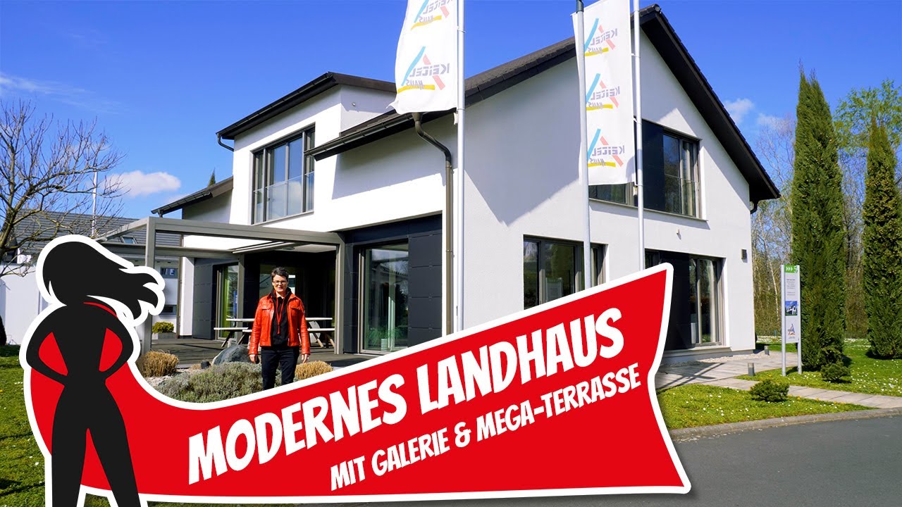 Fertighaus Housetour: Modernes Landhaus mit Galerie und Mega-Terrasse | Keitel Haus | Hausbau Helden