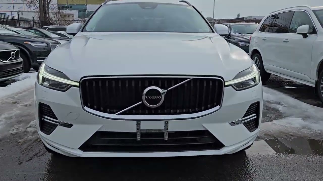 2022 Volvo XC60 B6 AWD Momentum  QC