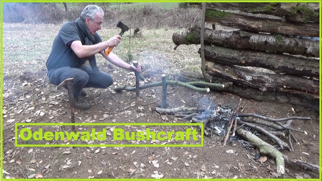 Bushcraft Camp. Tagestour 1 mit Lagerbau.