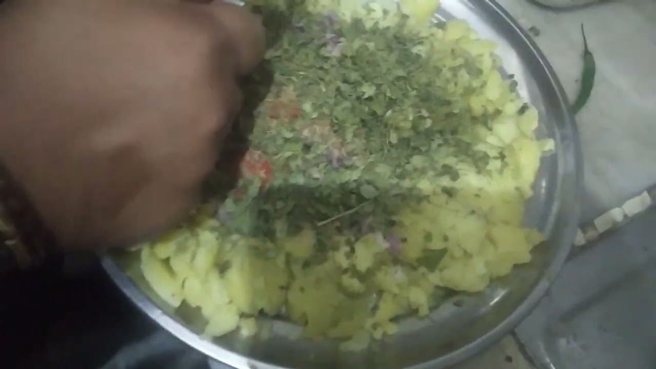 Amritsar aloo ka parantha #food  
