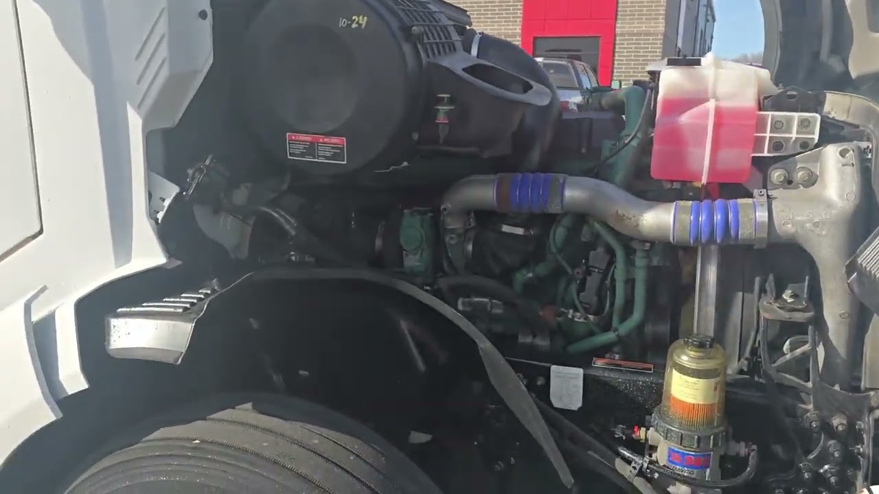 2019 VOLVO VNL64T300 For Sale