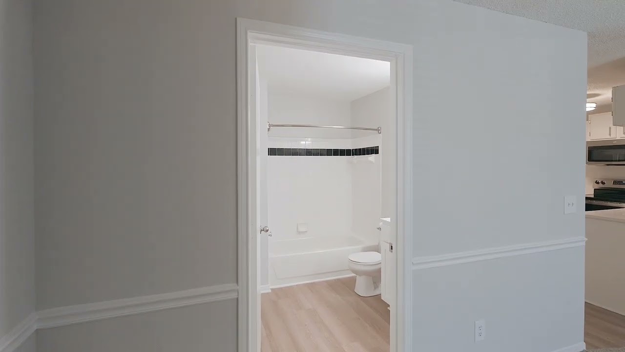 Cambridge Park Apartments in Winston-Salem NC - cambridgeparkapts.com - 3BD 2BA Apartment For Rent