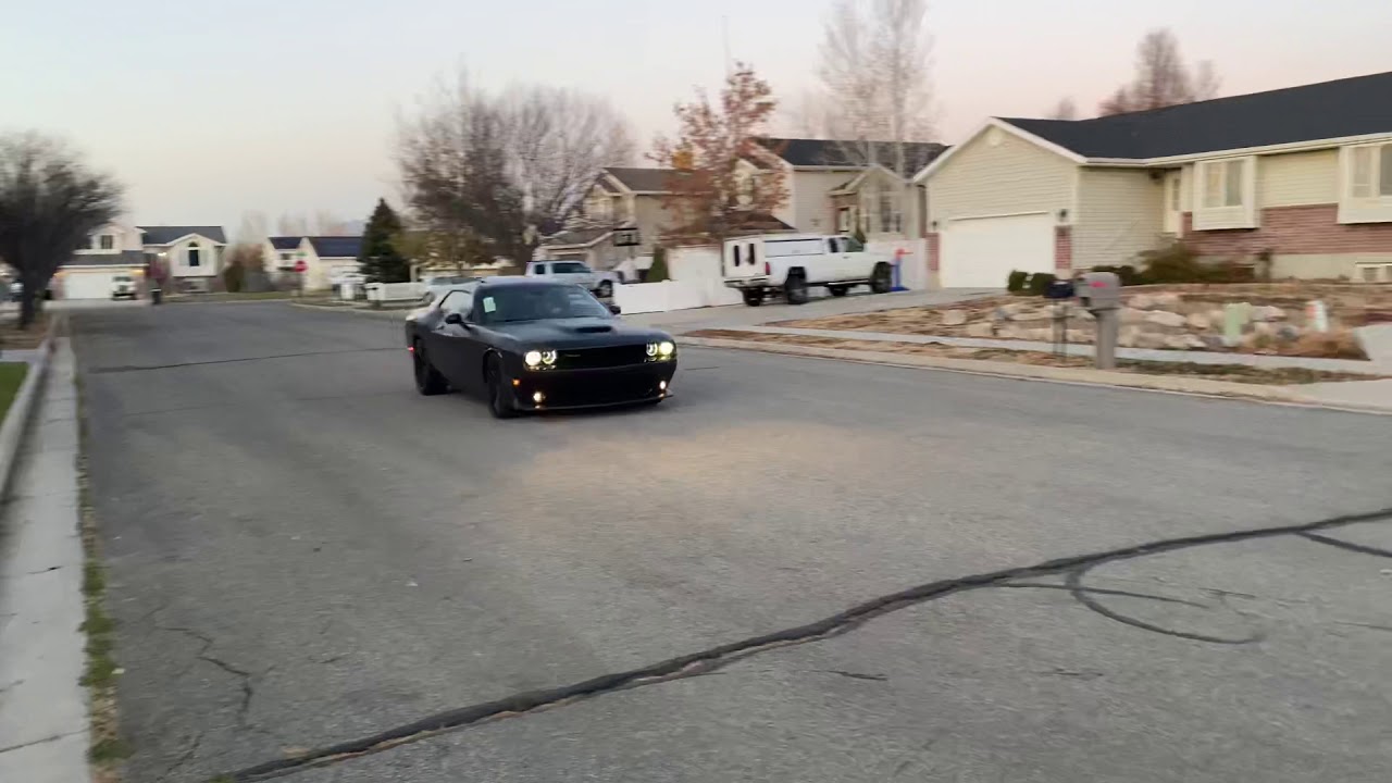 Challenger 6.4l Corsa extreme Exhaust