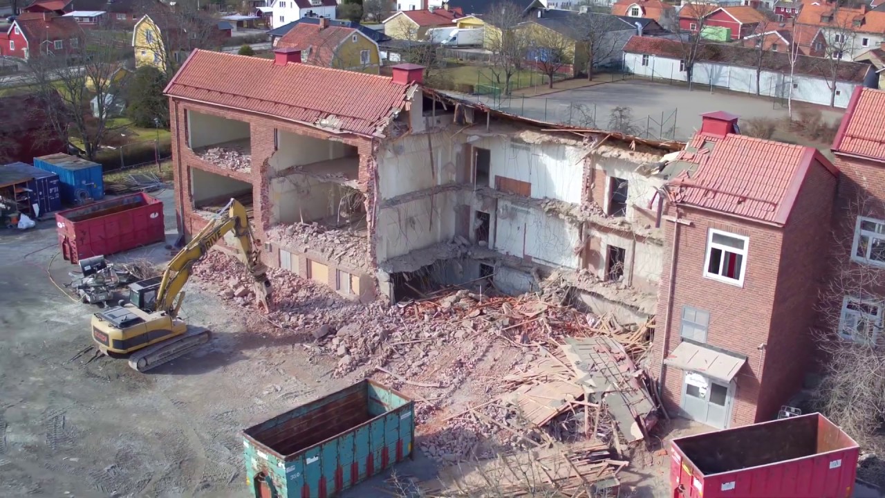 Vallaskolan, Sala, Del 7