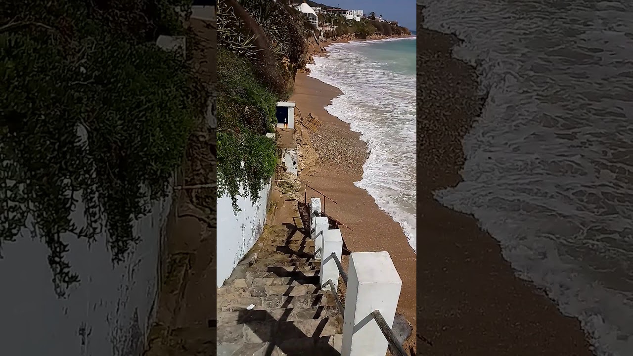 Los Caños de Meca hoy a las 16:30 pleamar en la playa del Restaurante el Pirata