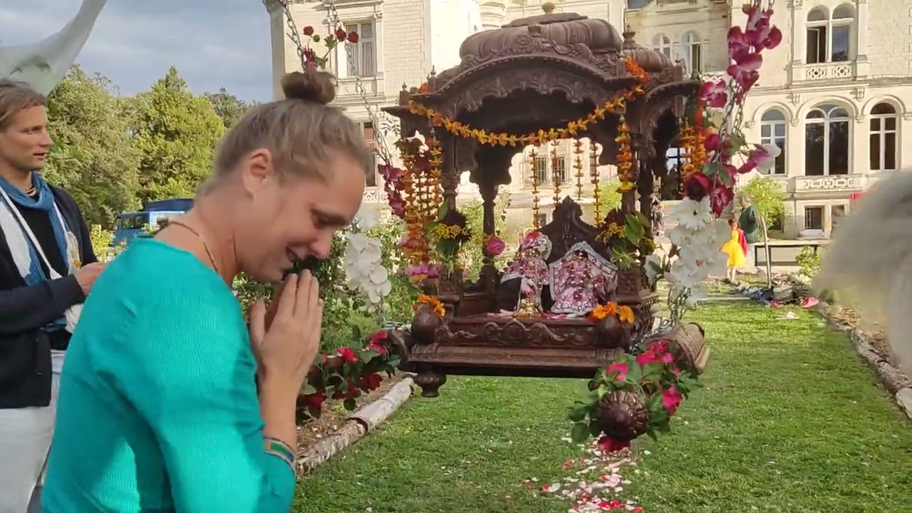 Jhulan Yatra, New Mayapur Dhama, ISKCON France 🪷