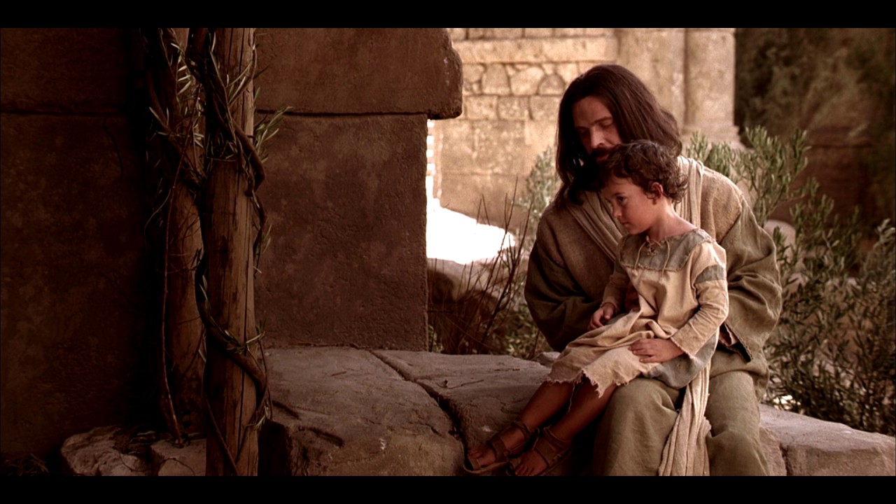 Jesus erklärt, dass wir wie ein kleines Kind werden müssen