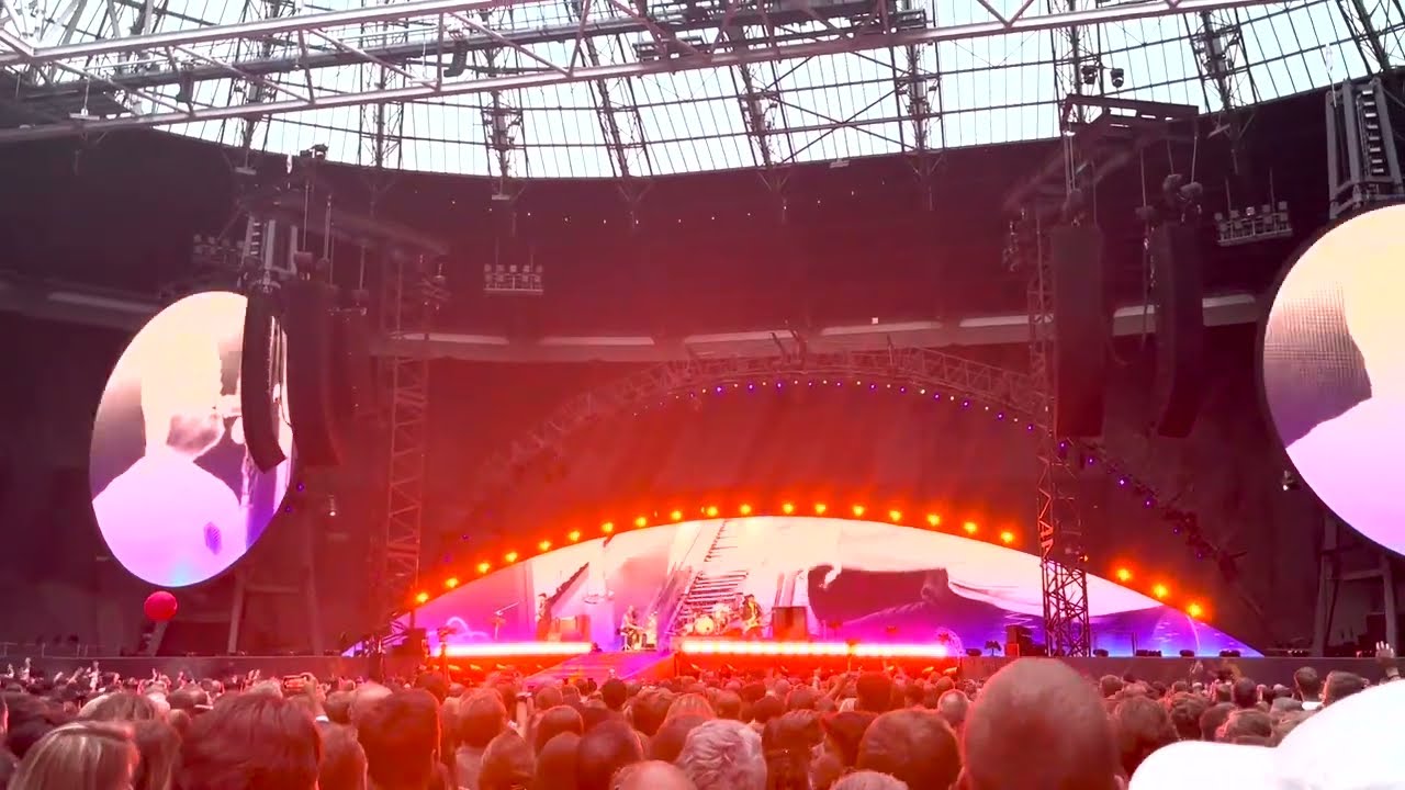 Coldplay - The Scientist, Live at Johan Cruijff ArenA Amsterdam