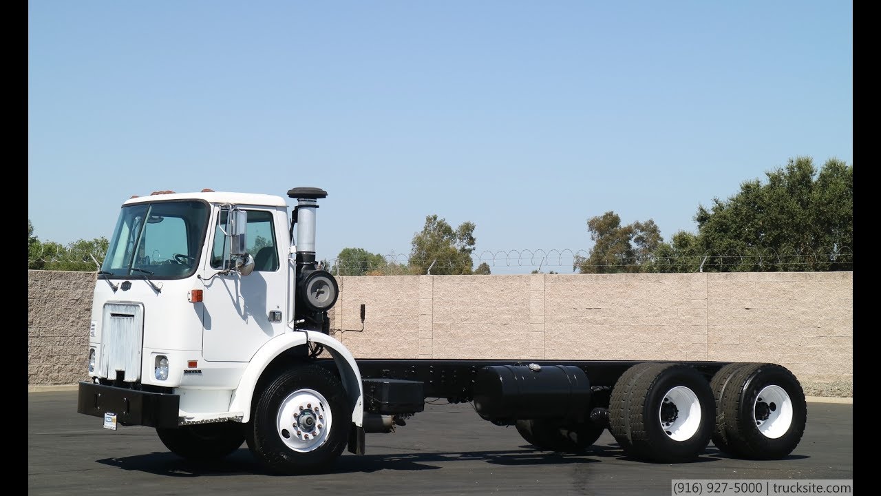 2003 Autocar Xpeditor Cab & Chassis