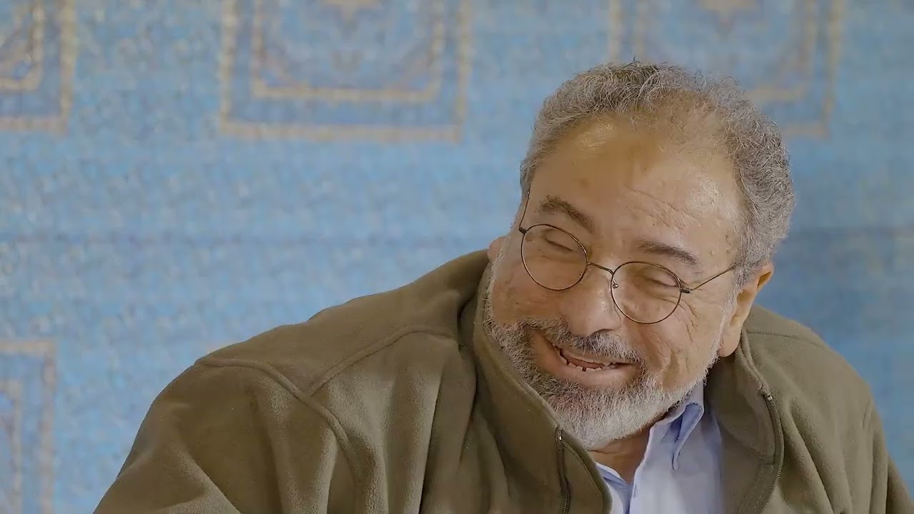 اجمل موقف لطلاب الجامعة مع د.محمد العوضي