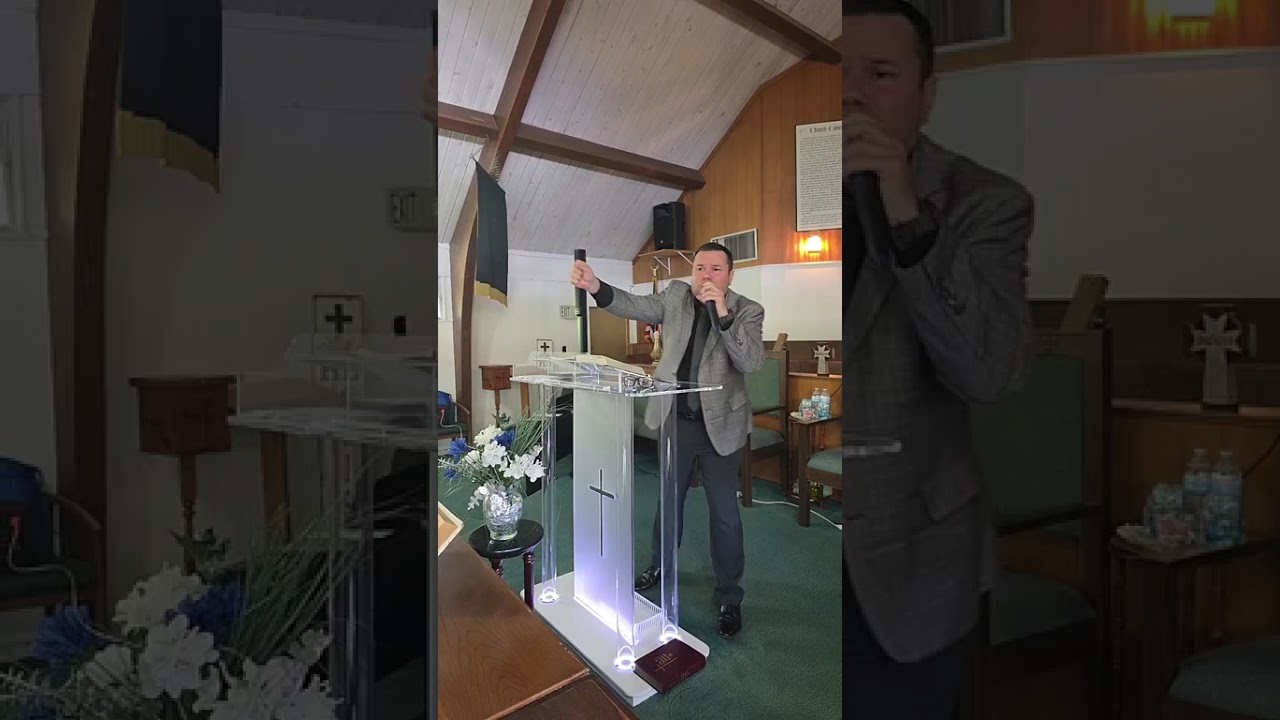 La Noche Esta Avanzada || Pastor Omar Lugo
