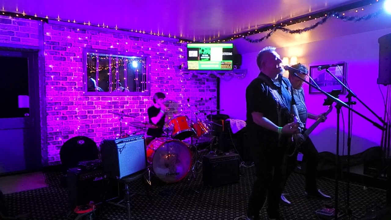 THE VIRAL BREAKDOWNS 9 SHAKEYS SESSIONS AT THE BLACKBULL   DEC 20TH 2025