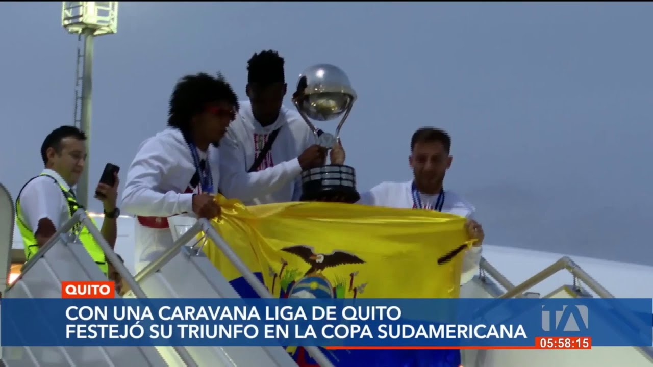 Este fue el ambiente durante la caravana de Liga de Quito