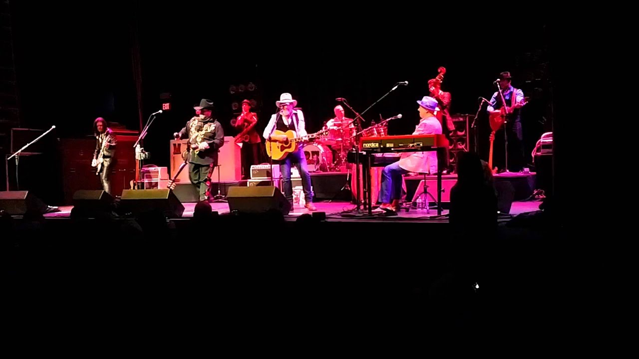 The Mavericks: 