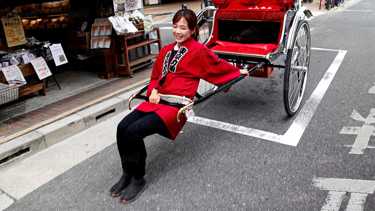 A Day in Life of Rickshaw Puller in Japan