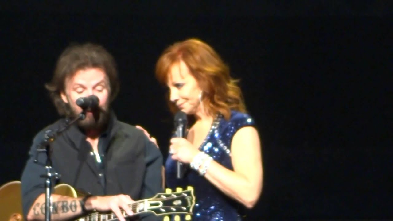 Reba with Brooks & Dunn Live in Vegas