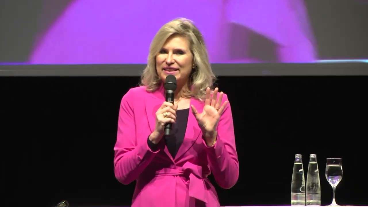 Talkrunde mit Tourismusministerin Michaela Kaniber und DEHOGA Bayern-Pr&auml;sidentin Angela Inselkammer