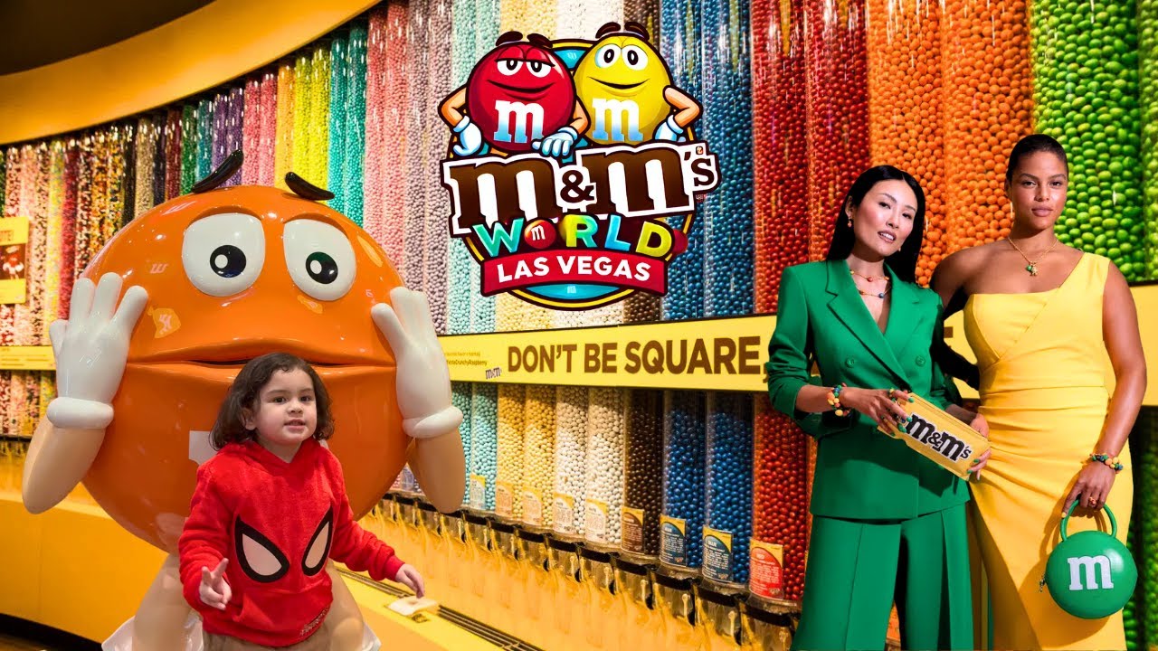 M&M'S World Las Vegas: Free Attraction Walkthrough + Kate Spade M&M Collection! [4K UHD]