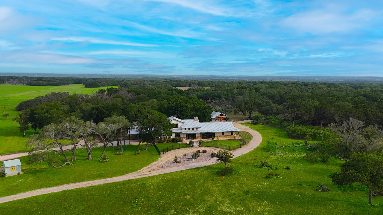 Acreage Property, Unique Style Home, Bertram, TX near Liberty Hill