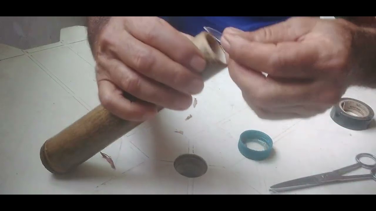 Como fazer uma luneta de efeitos especiais 3 X 20 centím diametro,a luz t/q/passar por  dentro dela.