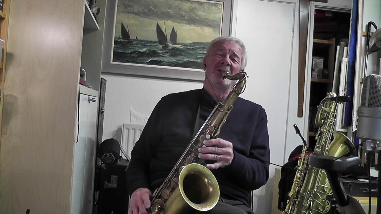 La Vie En Rose on Tenor Sax