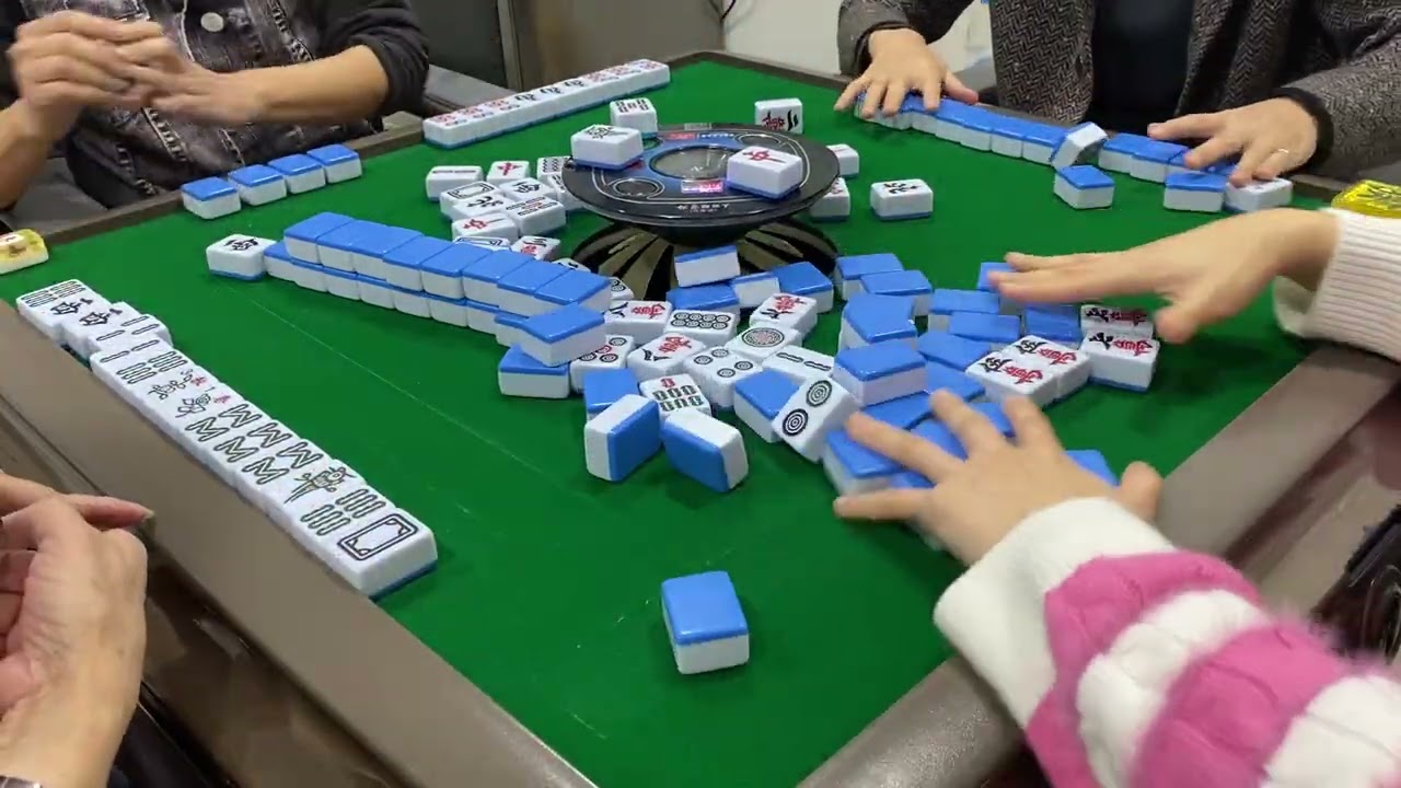 Mahjong381.廣東牌十番512有花有JP四回之三：瑩發威，多手清一色及大對對自摸。