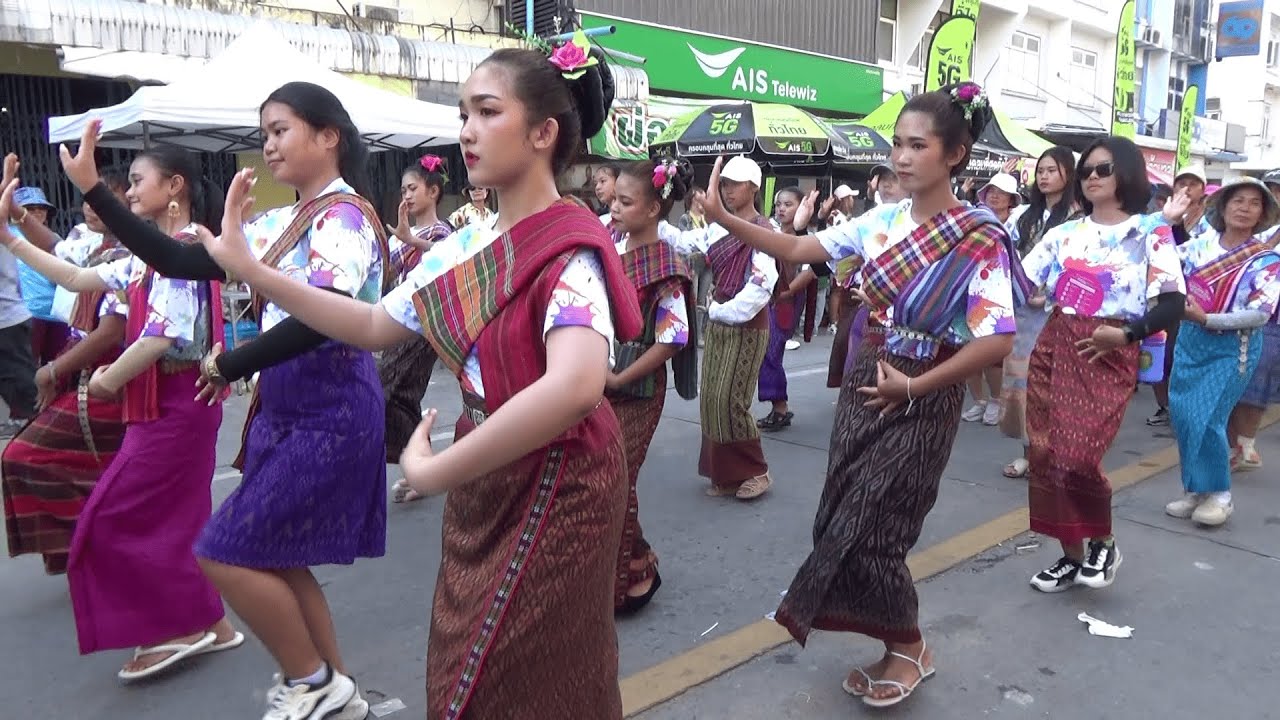 ประเพณีแห่บายศรี บุญเดือน6 ปี68 part1