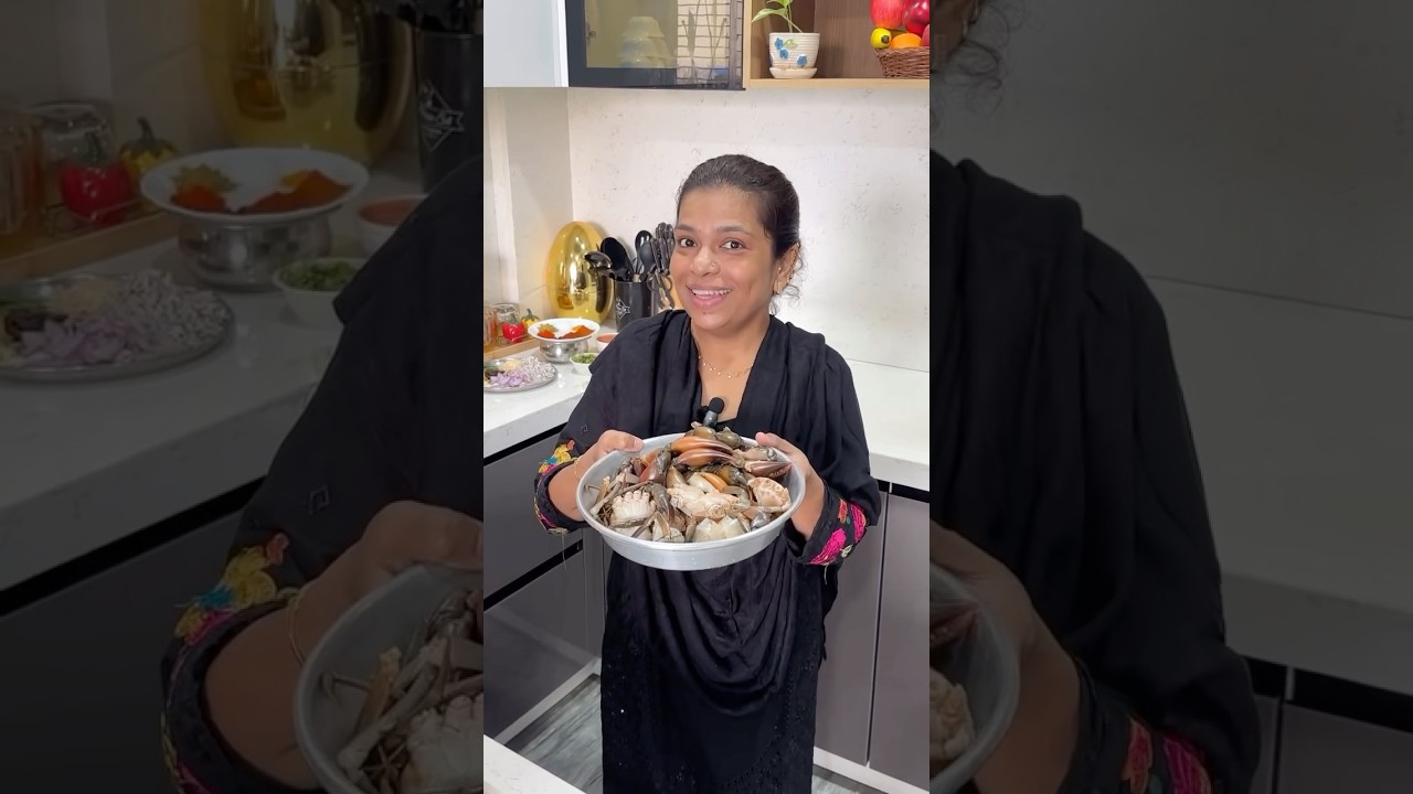 Crabs Aaj Mere Style Mai Banao Kya 🦀🤤 #shortvideo #food #explore #cooking #ytshorts #crabgravy