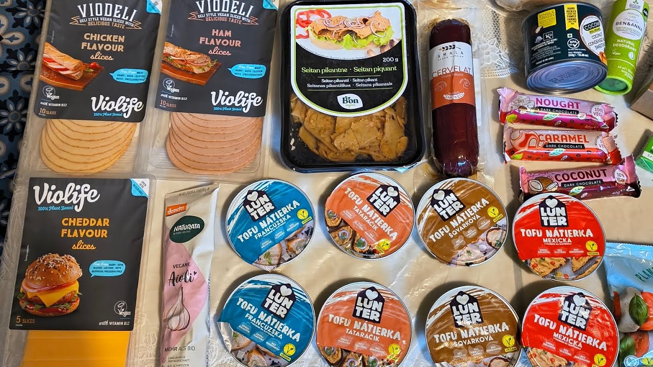 All The Food We Got In The Vegan Store 🌱💚😁🙌 