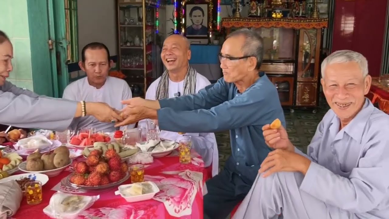 Niềm vui cửa đạo 34: Thiện Nghĩa chìa sẻ Người tu cư sĩ 